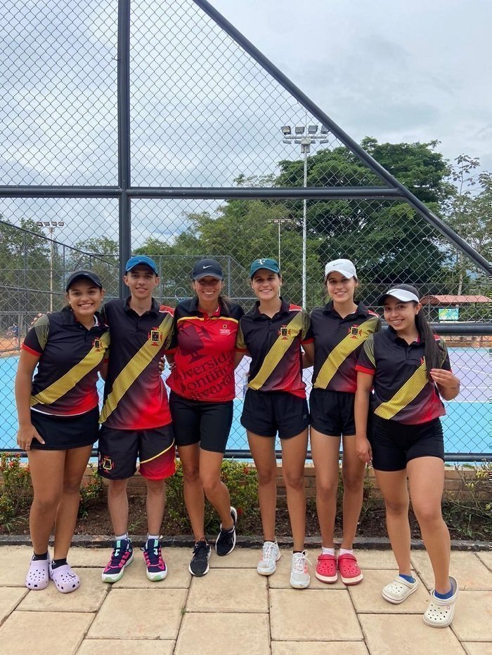 Equipo Tennis de Campo