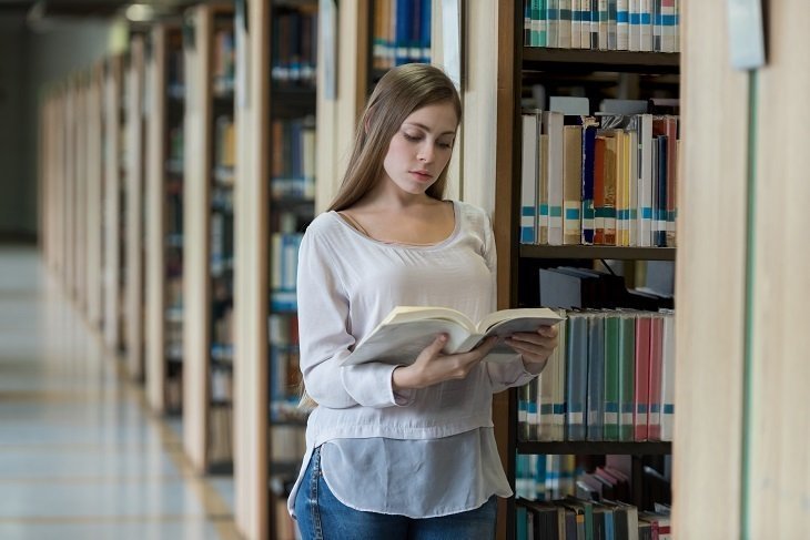 Conoce acerca de los programas que tiene la Biblioteca Central