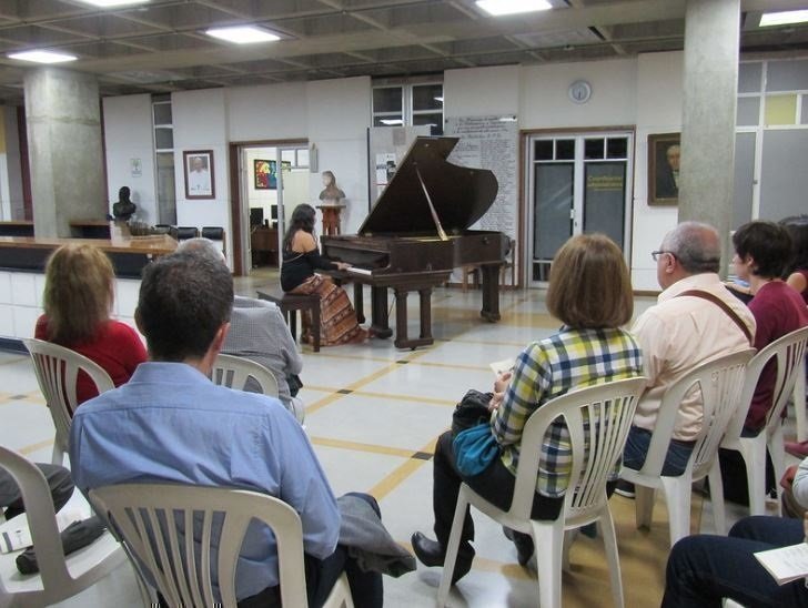 Conoce acerca de los programas que tiene la Biblioteca Central