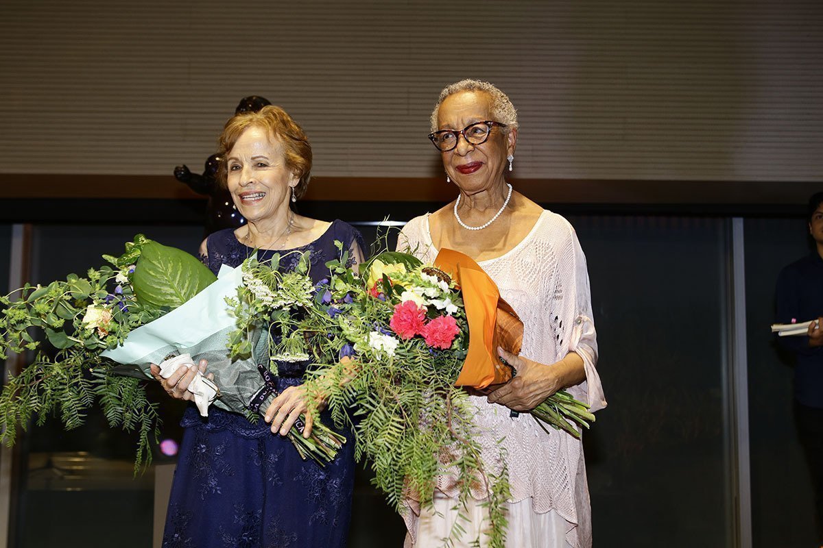 Maestras Blanca Uribe y Teresita Gómez 