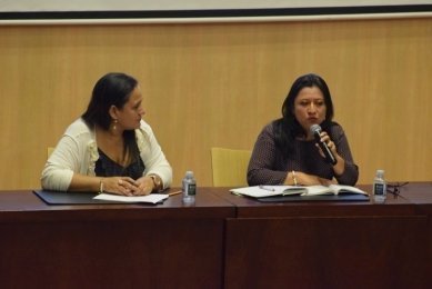 Gloria Castrillón en la UPB