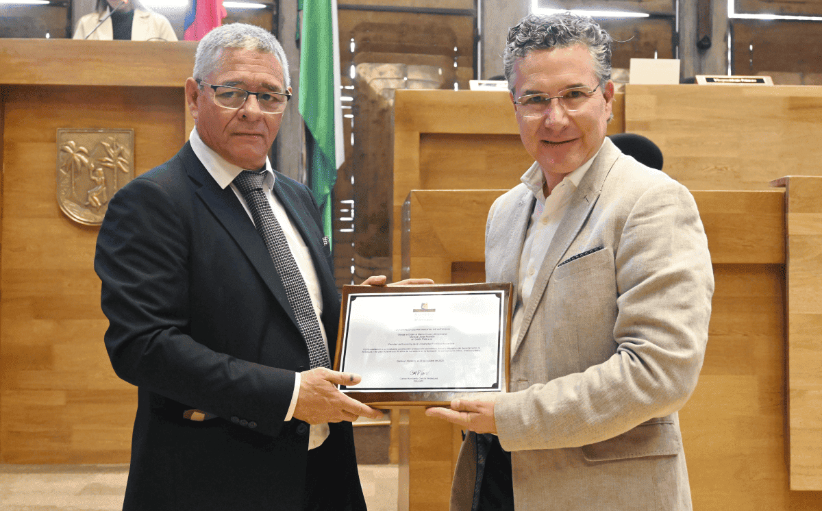 Reconocimiento Asamblea de Antioquia a Facultad de Economía