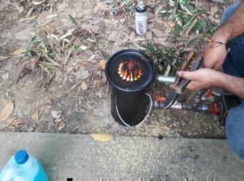 Con un fogón que funciona con cascarilla de café, un grupo de estudiantes de Ingeniería Mecánica buscan atender problemáticas en el oriente antioqueño.