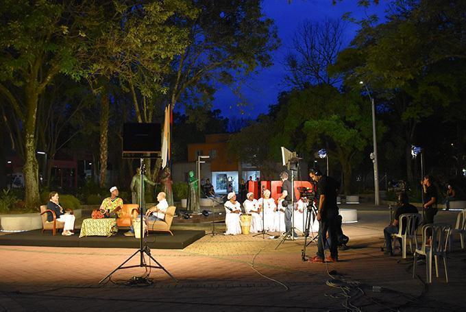 En el festival de Luna Cambiante se realizó el programa "Lo que somos" en vivo