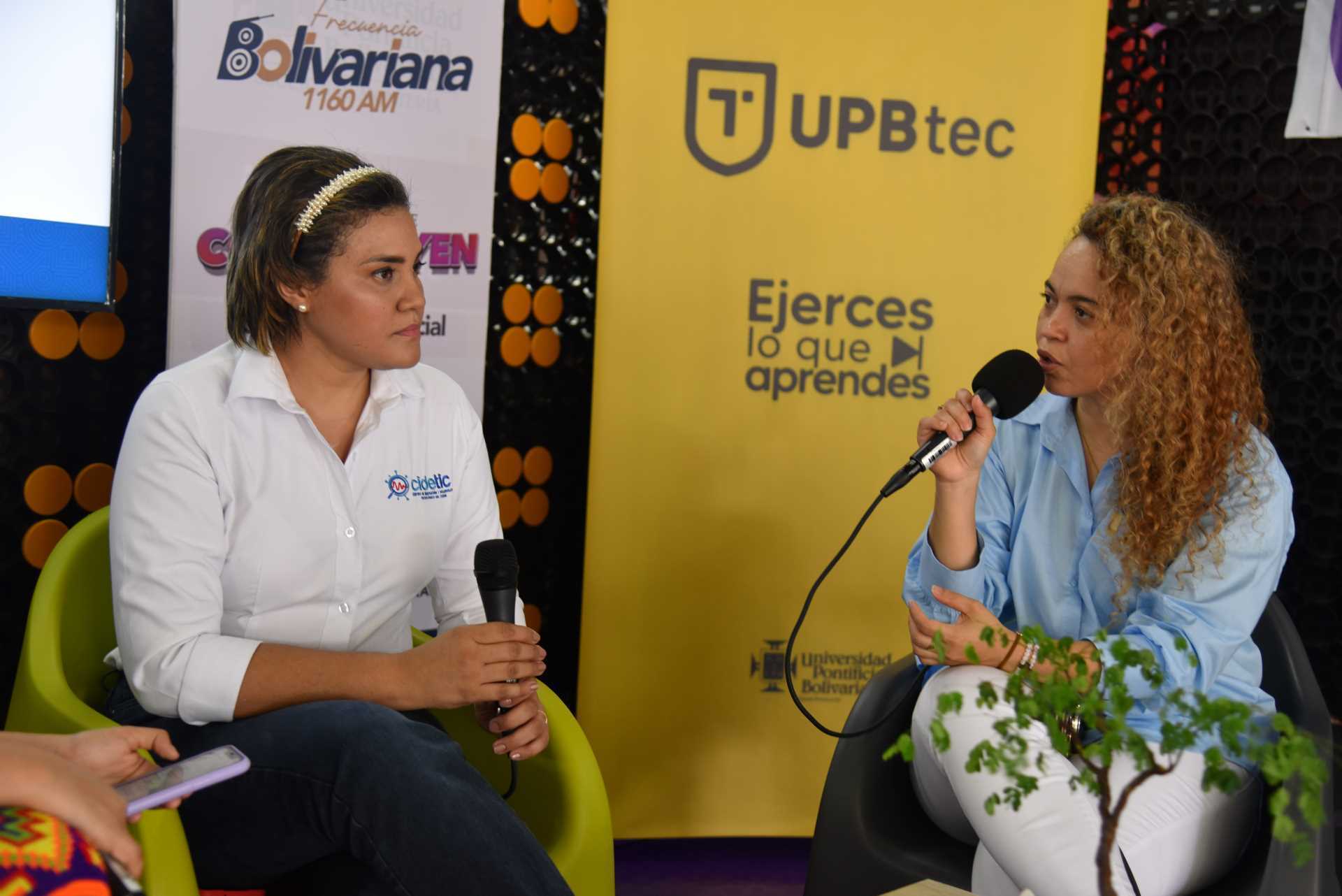 Frecuencia Bolivariana emitiendo al aire desde el Coliseo de Ferias Miguel Villamil Muñoz