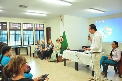 Durante el taller Katherine Seña directora de la facultad de Comunicación Social - Periodismo habló sobre el objetivo del taller