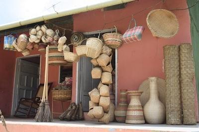 Productos artesanales de Iraca, también llamada artesanía popular