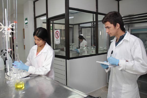 El Laboratorio de Calidad de Aguas tiene 35 parámetros acreditados por el Instituto de Hidrología, Meteorología y Estudios Ambientales (Ideam).