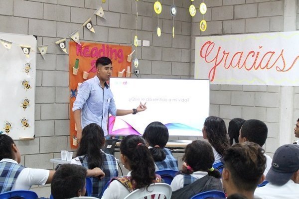 Estudiantes de psicología de la UPB se sumaron al Festival.