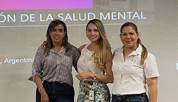 La Universidad Pontificia Bolivariana certificó a 39 jóvenes, madres y líderes comunitarios y miembros de la Policía de Infancia y Adolescencia, en el curso Habilidades para la Promoción y Atención de la Salud Mental