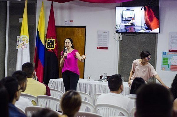 conferencista - Mg. Cecilia Nobile