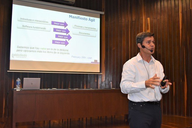 Semana de la Gerencia de Proyectos en UPB con Pablo Lledó