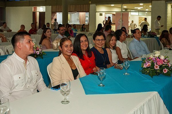 Asistentes al lanzamiento - UPBTec