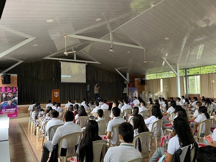 Foto Tipo Interna2 toma de colegios 2022022