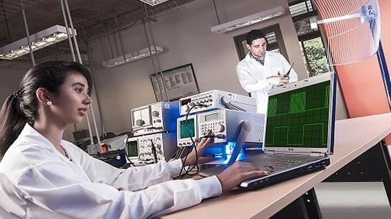 Laboratorio de la Maestría en Ingeniería Electrónica UPB